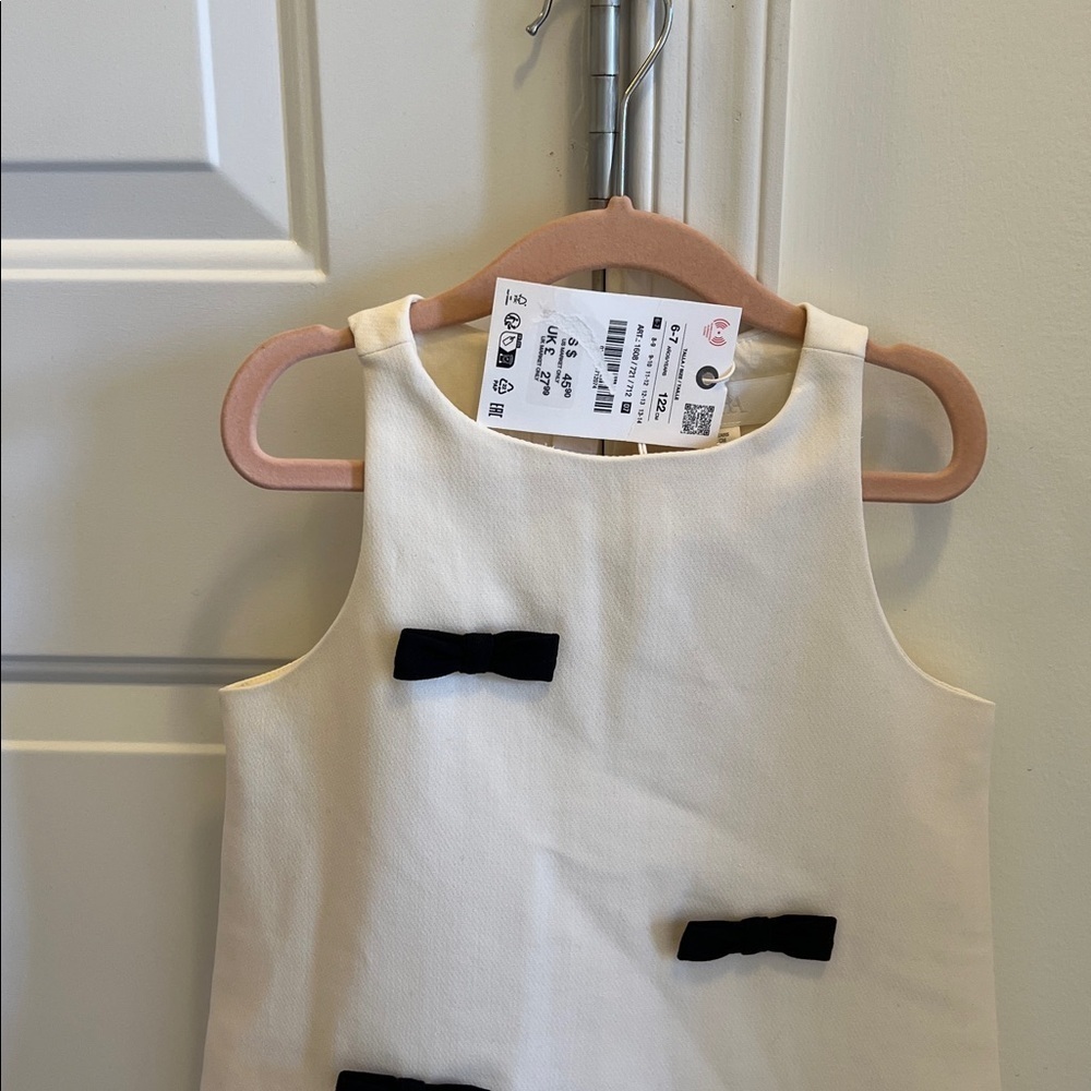 Zara Girls White Dress with Black Accents Childs 6-7 NWT - Picture 2 of 5